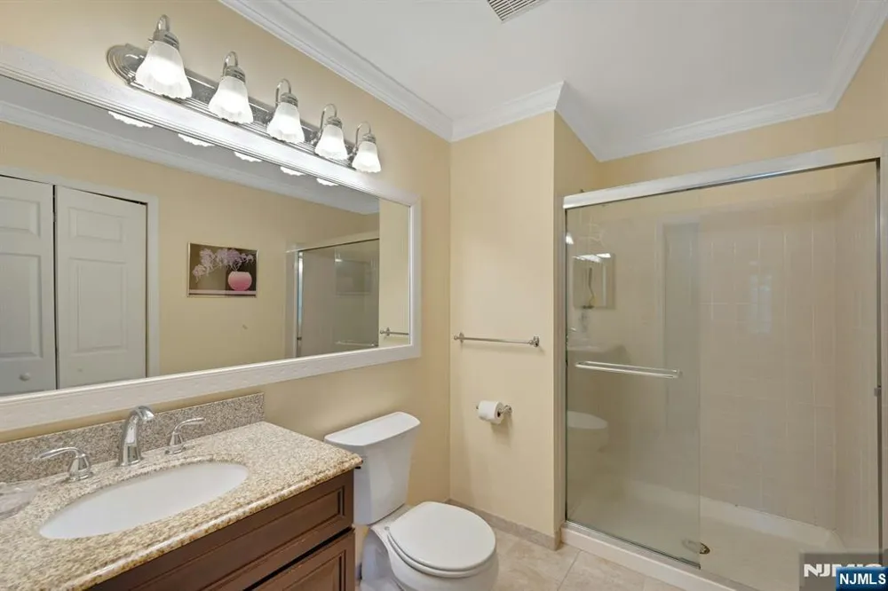 631 Plum Terrace Mahwah, NJ 07430