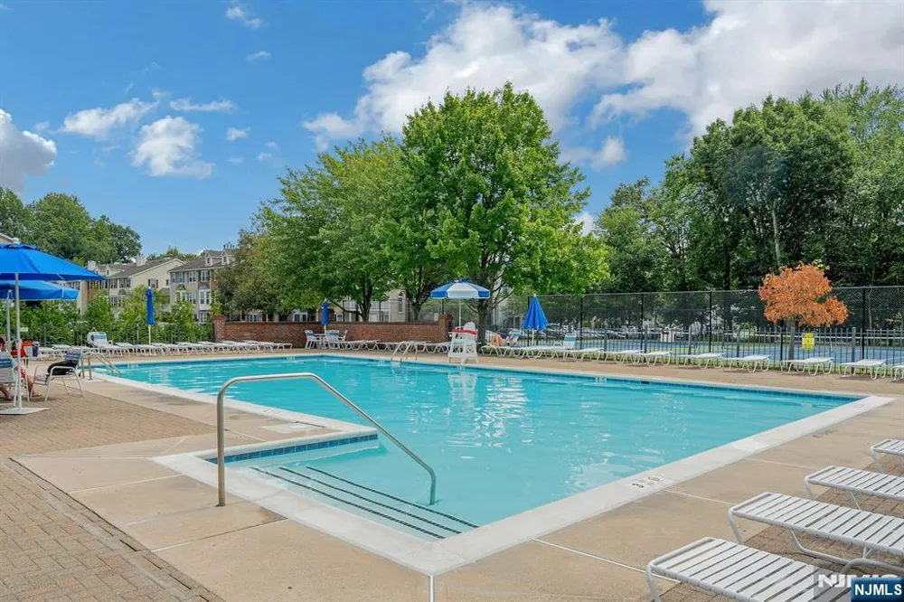 631 Plum Terrace Mahwah, NJ 07430