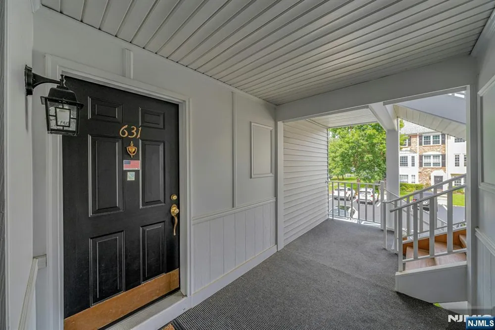 631 Plum Terrace Mahwah, NJ 07430