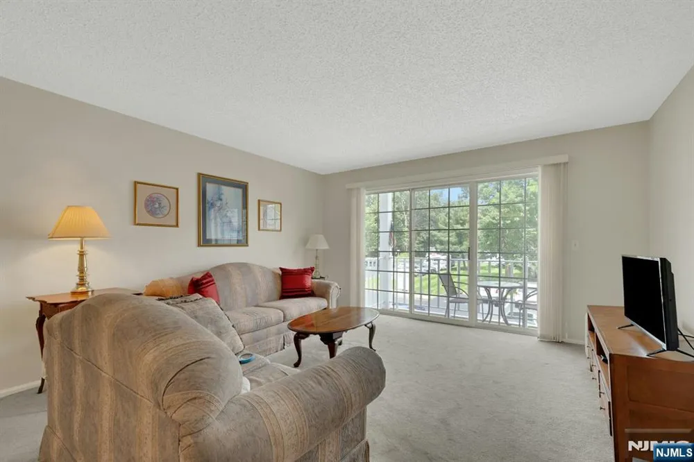 631 Plum Terrace Mahwah, NJ 07430