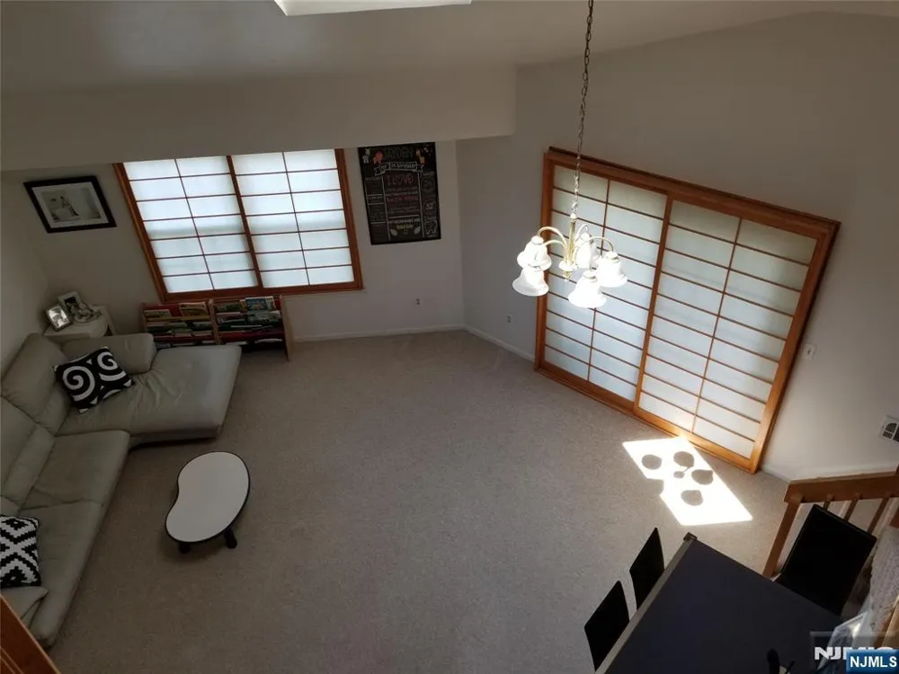 1530 Westgate Drive Fort Lee, NJ 07024