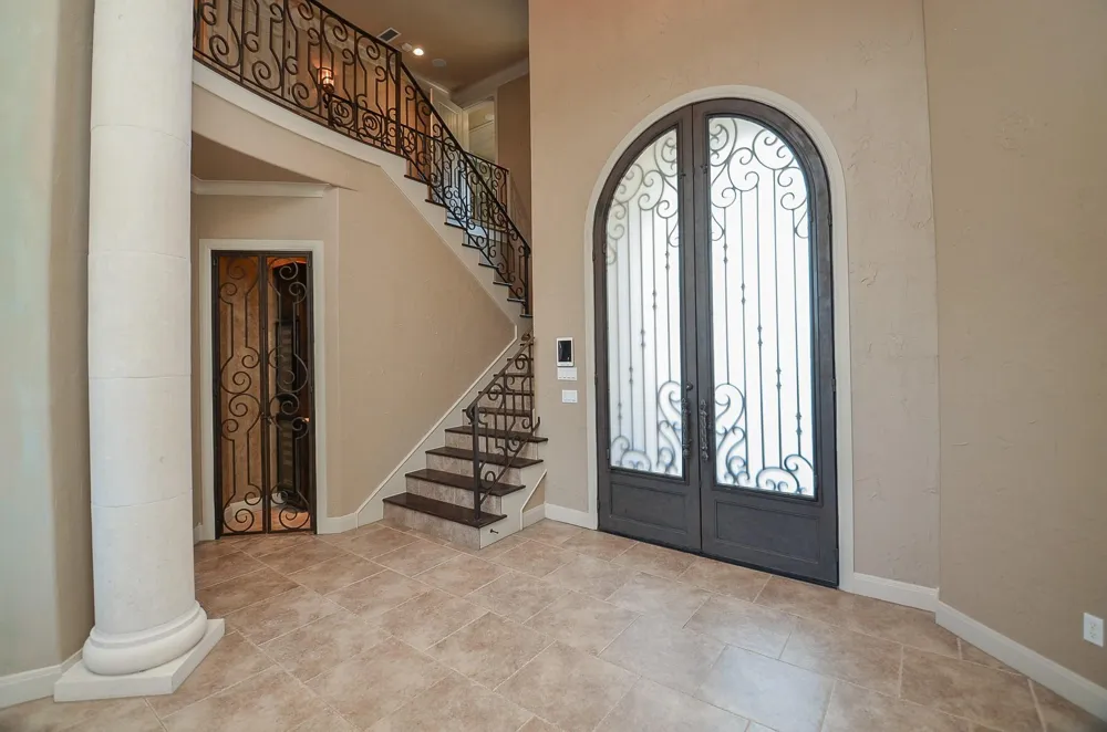 12316 Oak Bend Circle Conroe, TX 77304