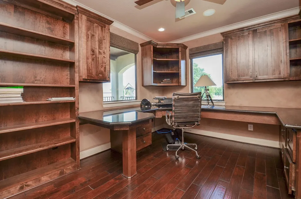 12316 Oak Bend Circle Conroe, TX 77304