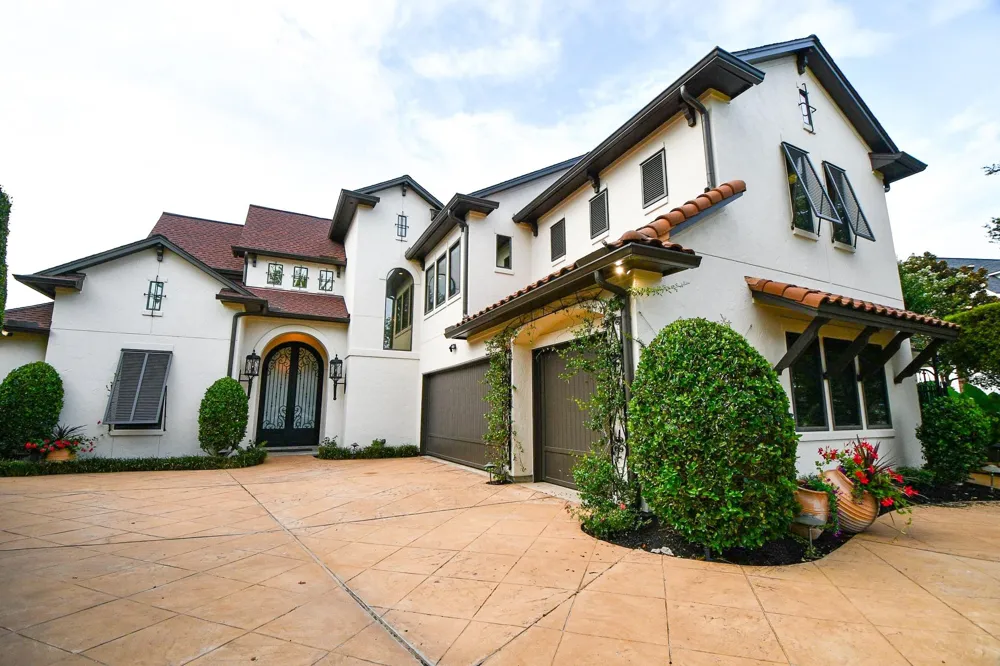 12316 Oak Bend Circle Conroe, TX 77304