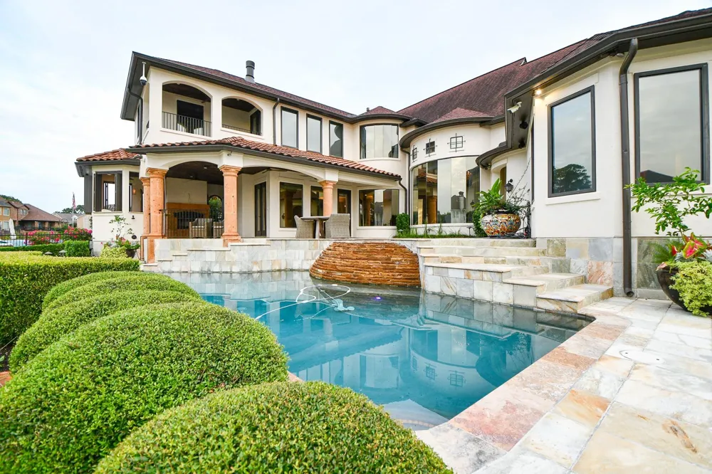 12316 Oak Bend Circle Conroe, TX 77304