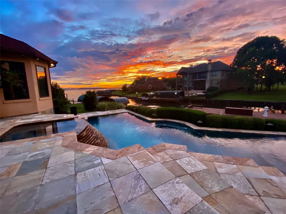 12316 Oak Bend Circle Conroe, TX 77304