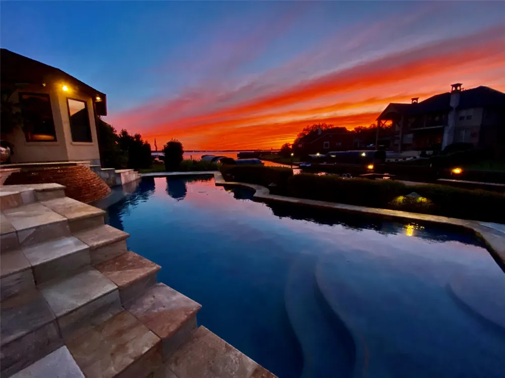 12316 Oak Bend Circle Conroe, TX 77304