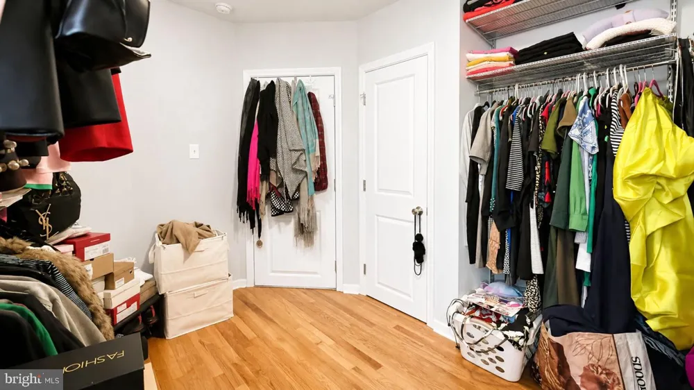 5867 UPLAND WAY Philadelphia, PA 19131