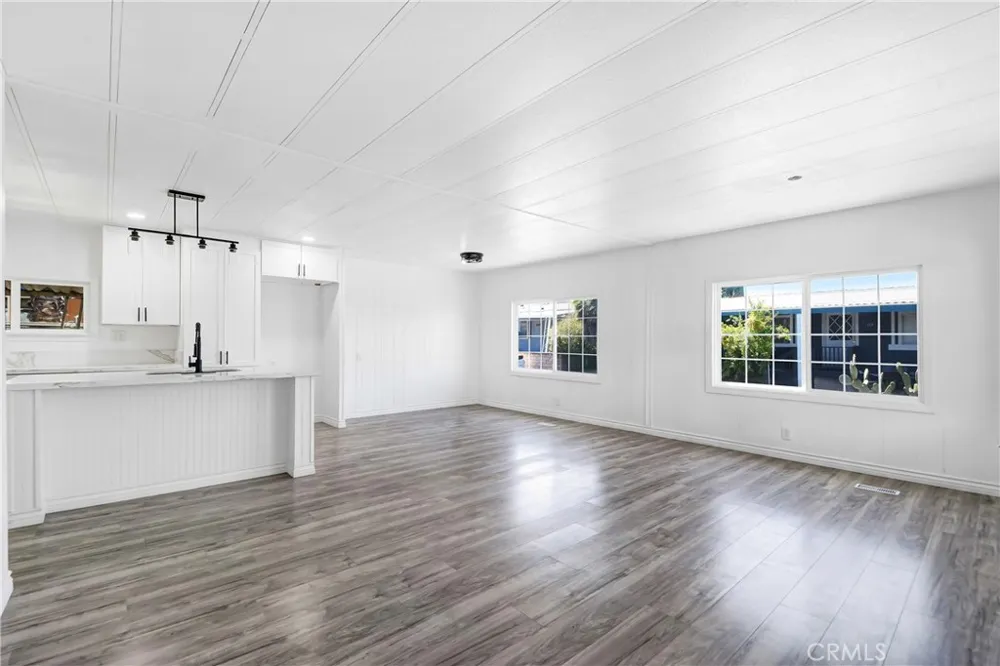 1455 S State St #17 Hemet, CA 92543