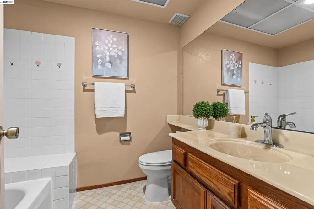 4325 Sedge St. Fremont, CA 94555