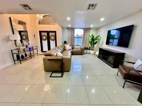 9021 NW 150th Ter