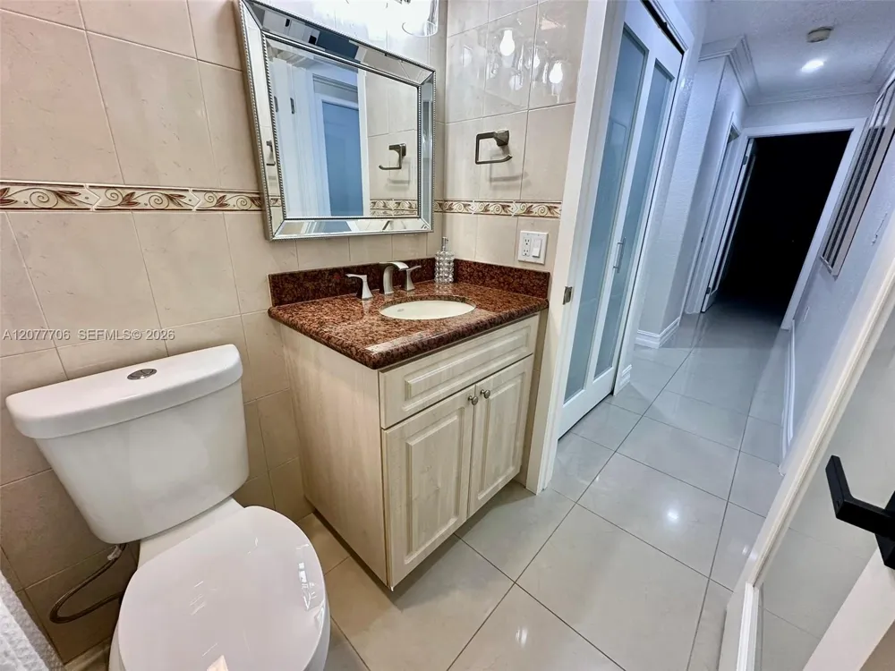 9021 NW 150th Ter Miami Lakes, FL 33018