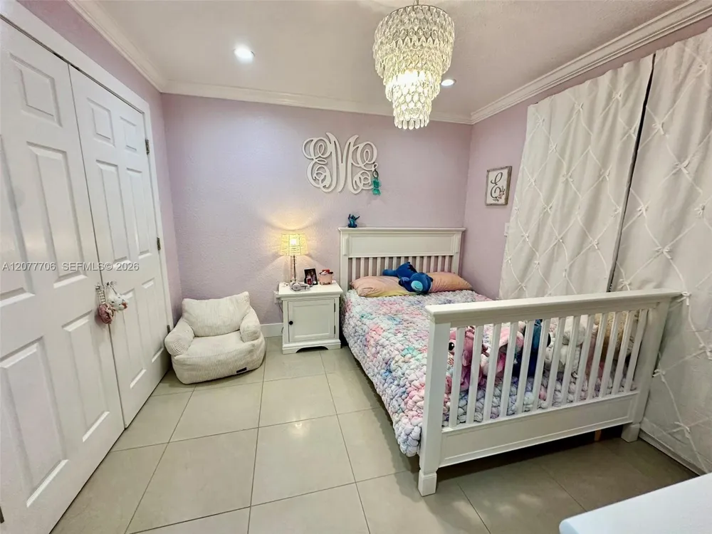 9021 NW 150th Ter Miami Lakes, FL 33018