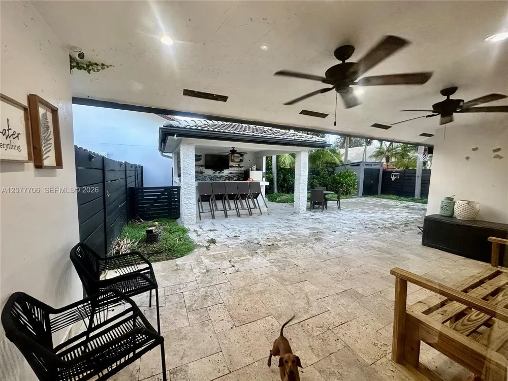 9021 NW 150th Ter Miami Lakes, FL 33018