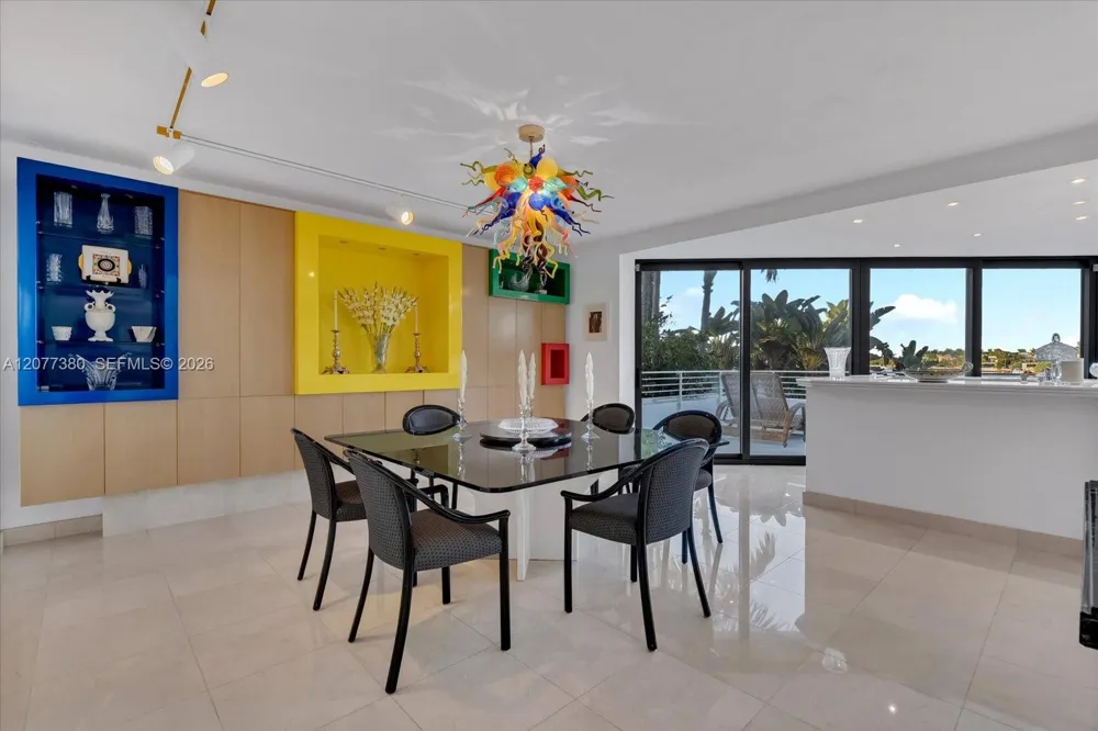 279 Hibiscus Dr Miami Beach, FL 33139