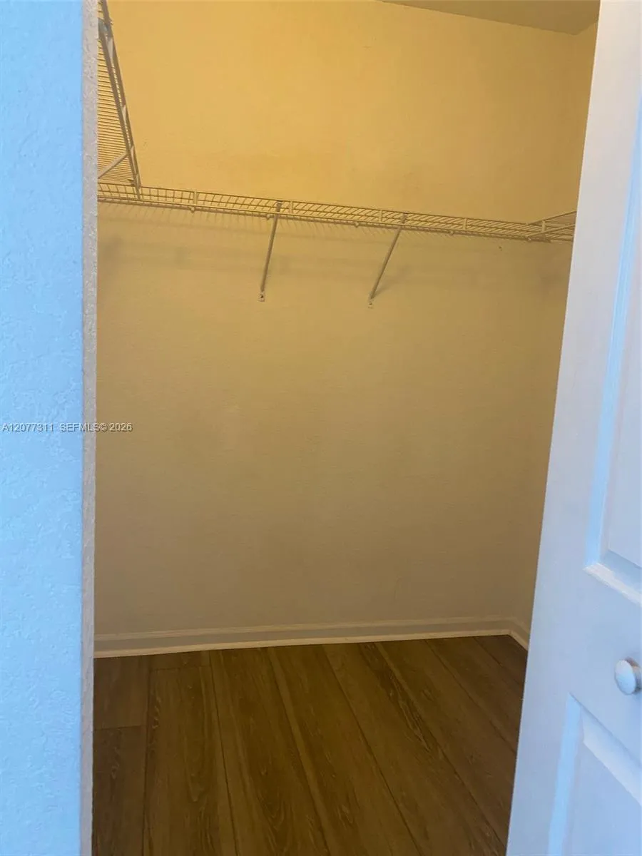 4218 Vineyard Cir #4218 Weston, FL 33332