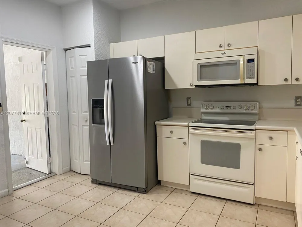 4218 Vineyard Cir #4218 Weston, FL 33332