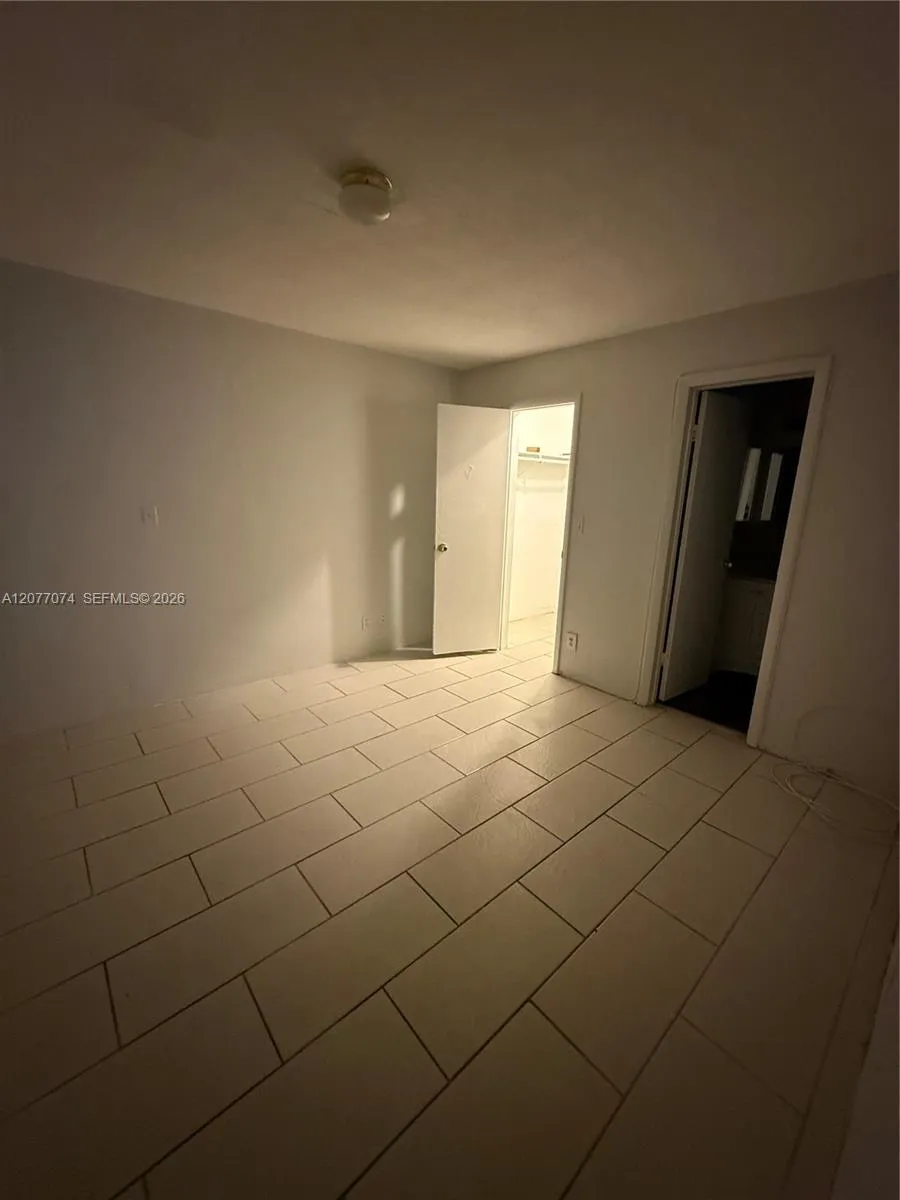 5715 Hayes St #5715 Hollywood, FL 33021