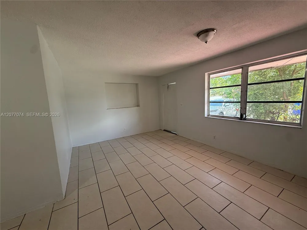 5715 Hayes St #5715 Hollywood, FL 33021