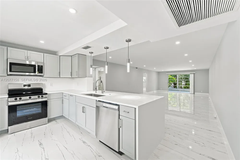 3304 Aruba Way #A2 Coconut Creek, FL 33066