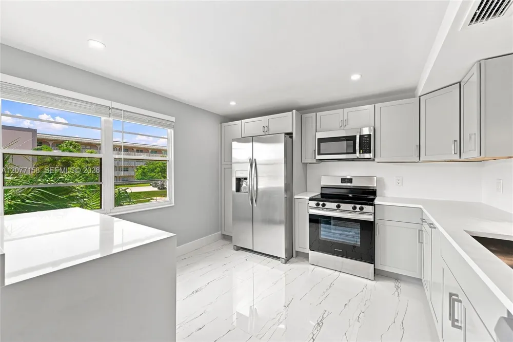 3304 Aruba Way #A2 Coconut Creek, FL 33066
