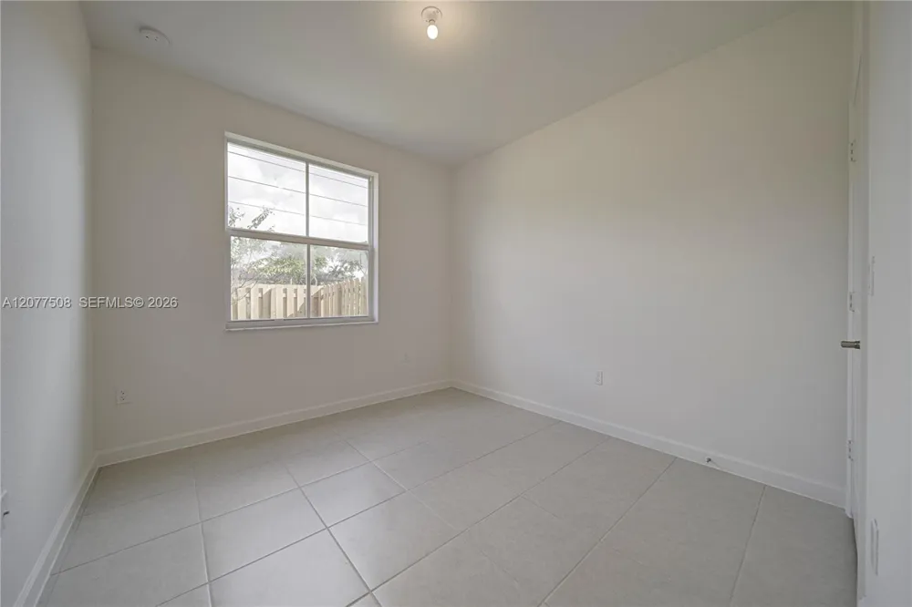 11881 NW 47th Mnr Coral Springs, FL 33076