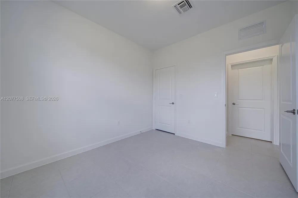 11881 NW 47th Mnr Coral Springs, FL 33076