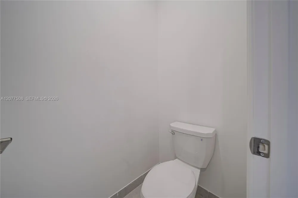 11881 NW 47th Mnr Coral Springs, FL 33076