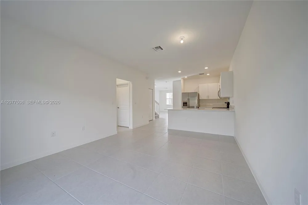 11881 NW 47th Mnr Coral Springs, FL 33076