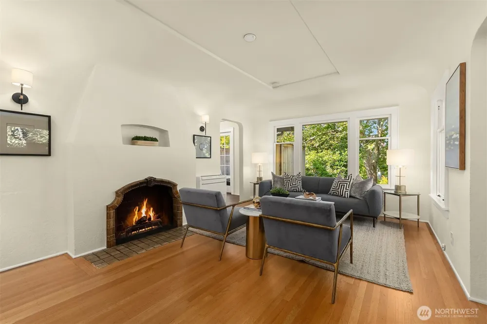 1703 NE 73rd Street Seattle, WA 98115