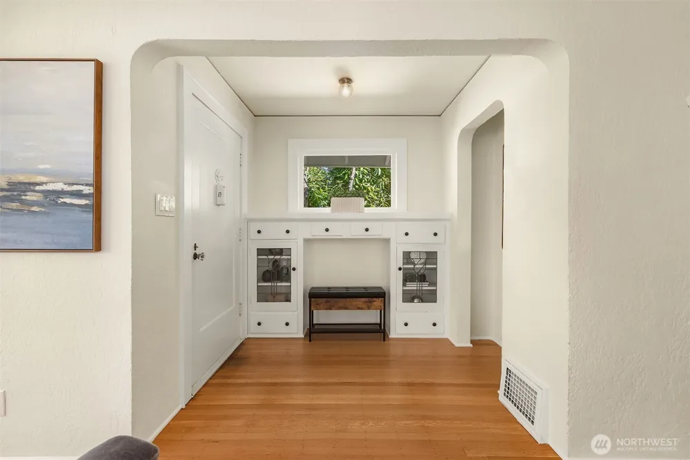 1703 NE 73rd Street Seattle, WA 98115