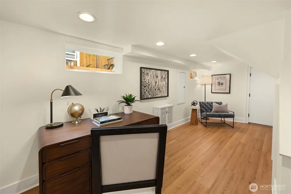 1703 NE 73rd Street Seattle, WA 98115