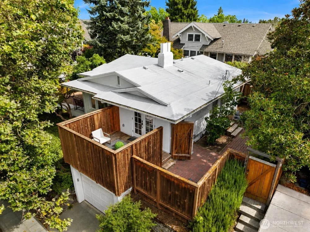 1703 NE 73rd Street Seattle, WA 98115