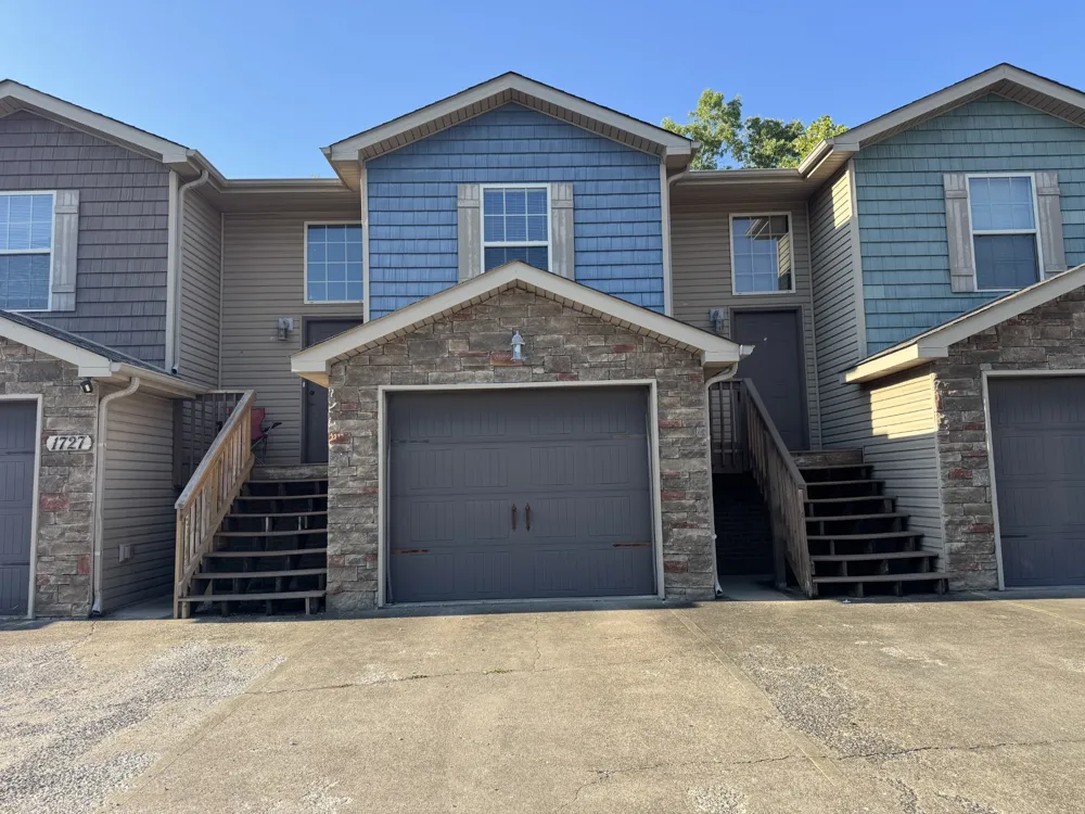 1727 Thistlewood Dr #C Clarksville, TN 37042