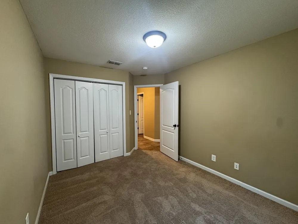 1727 Thistlewood Dr #C Clarksville, TN 37042