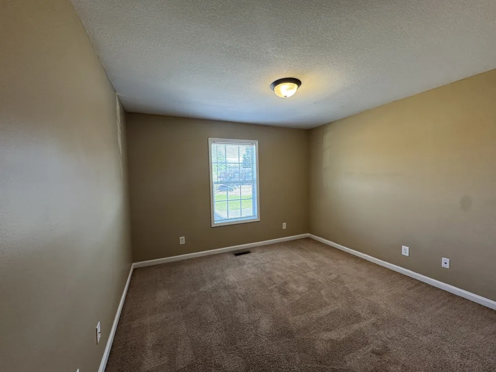 1727 Thistlewood Dr #C Clarksville, TN 37042