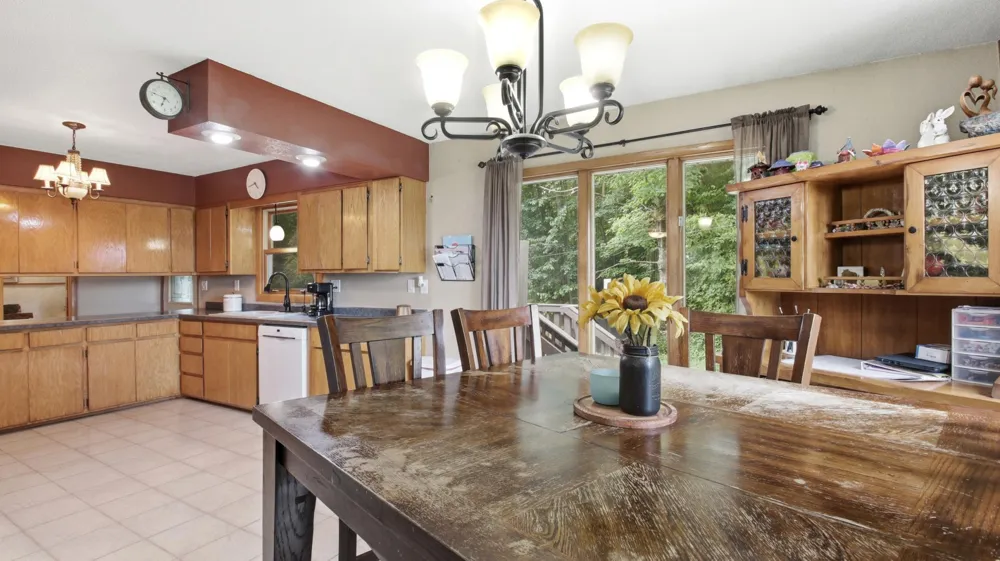 120 Leising Avenue Glenwood City, WI 54013