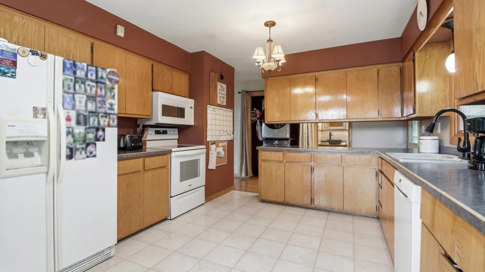 120 Leising Avenue Glenwood City, WI 54013