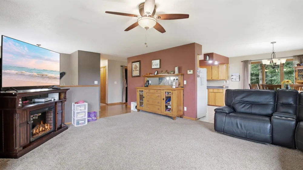 120 Leising Avenue Glenwood City, WI 54013