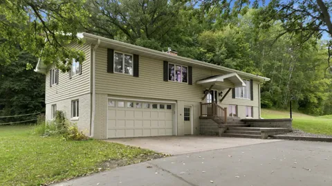120 Leising Avenue