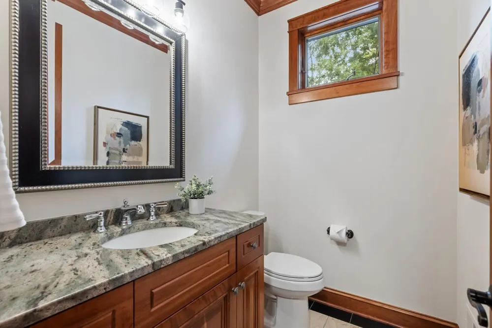 2180 Crestview Drive Excelsior, MN 55331