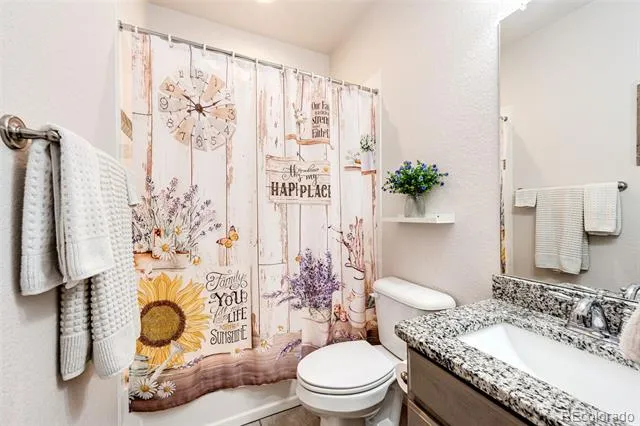 56428 E 22nd Place Strasburg, CO 80136