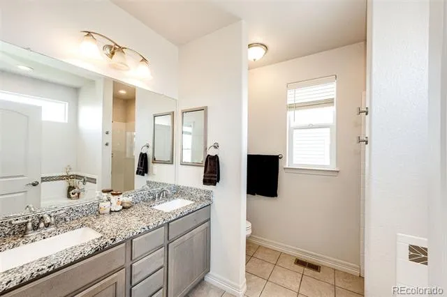 56428 E 22nd Place Strasburg, CO 80136