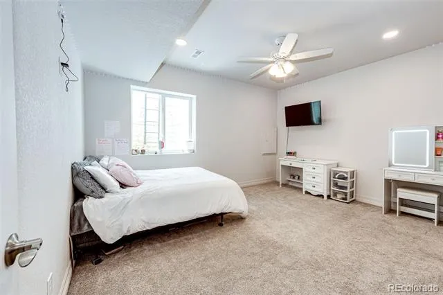 56428 E 22nd Place Strasburg, CO 80136