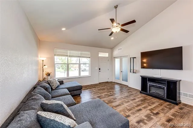56428 E 22nd Place Strasburg, CO 80136