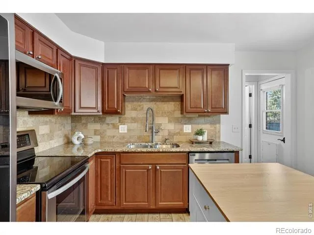 1348 S Drexel Way Lakewood, CO 80232
