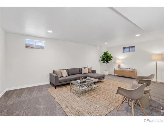 1348 S Drexel Way Lakewood, CO 80232