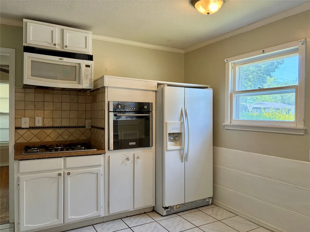 2225 Shannon Street Sherman, TX 75092