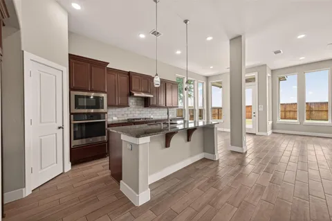 2619 Lilac Point Lane