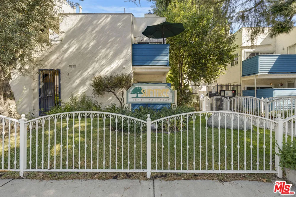 18411 Hatteras Street #246 Tarzana, CA 91356